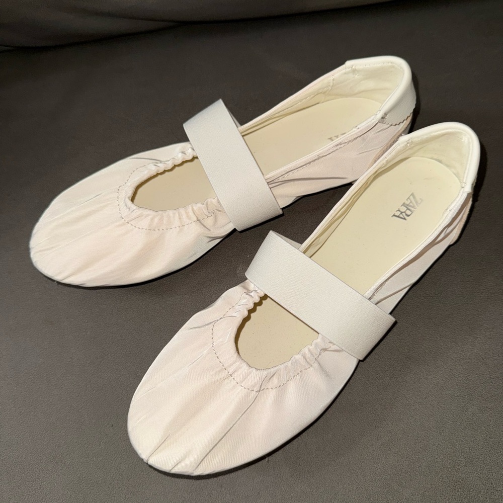 Zara Cream Elastic Strap Ballet Flats